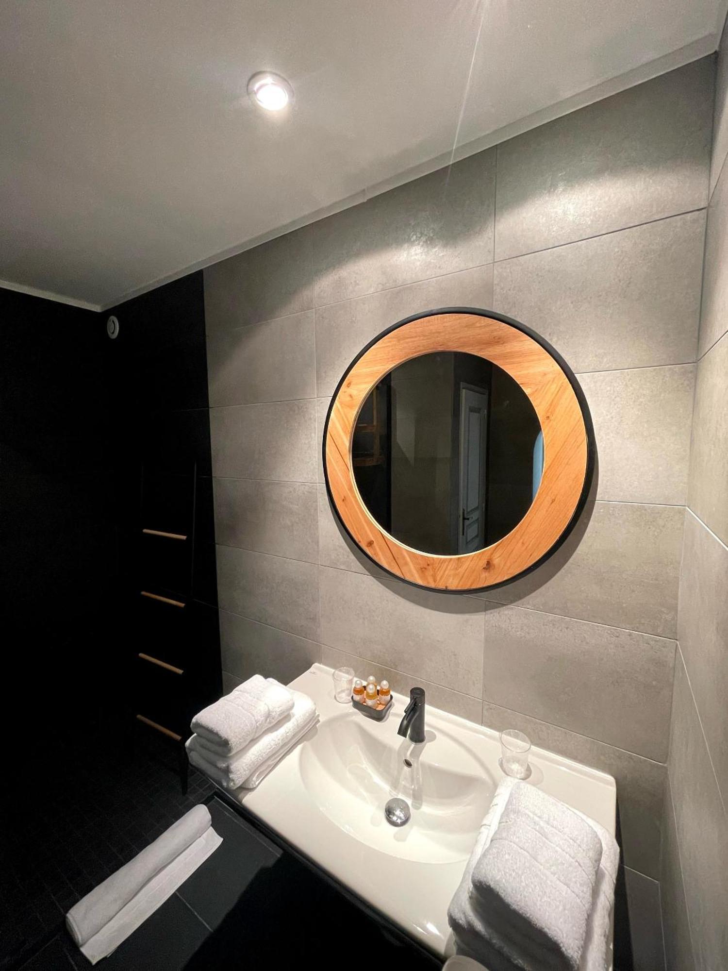 Le Mas De Camassade Tourrettes-sur-Loup Room photo